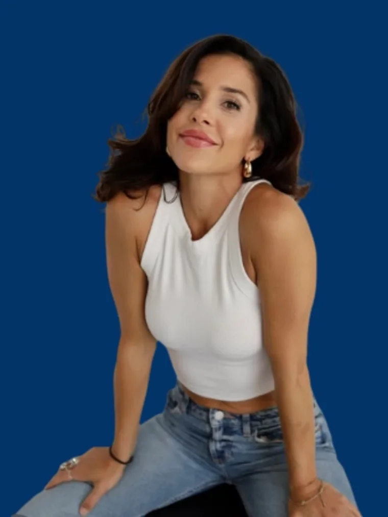 Clara Aura