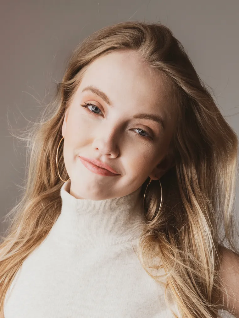 Antonia Lang